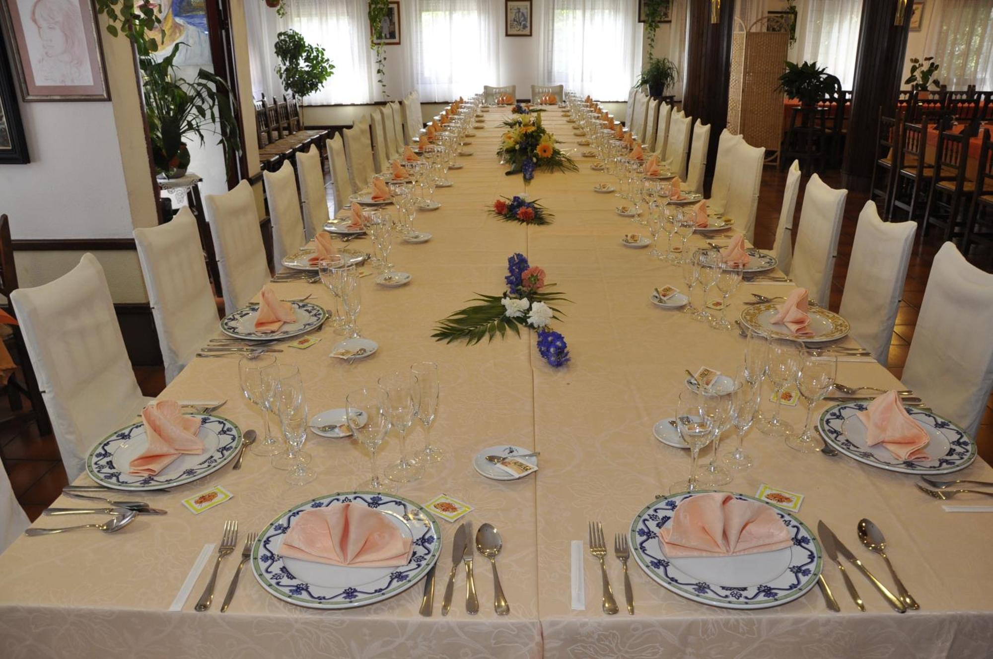 Hotel Castillo D'Acher Siresa Екстер'єр фото
