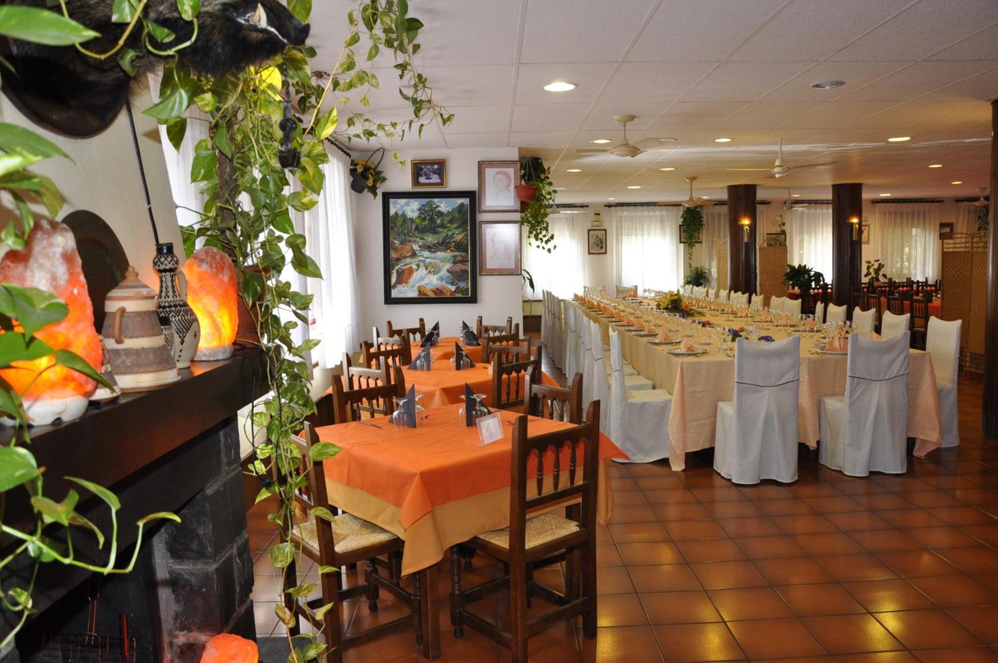 Hotel Castillo D'Acher Siresa Екстер'єр фото